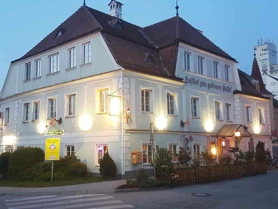 Stadt Pub Zwettl Exterior photo