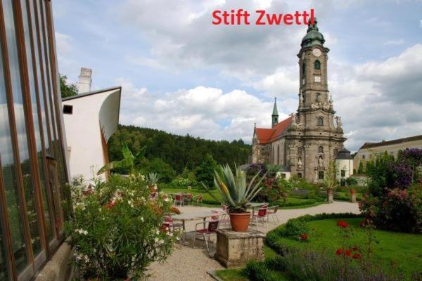 Stadt Pub Zwettl Exterior photo